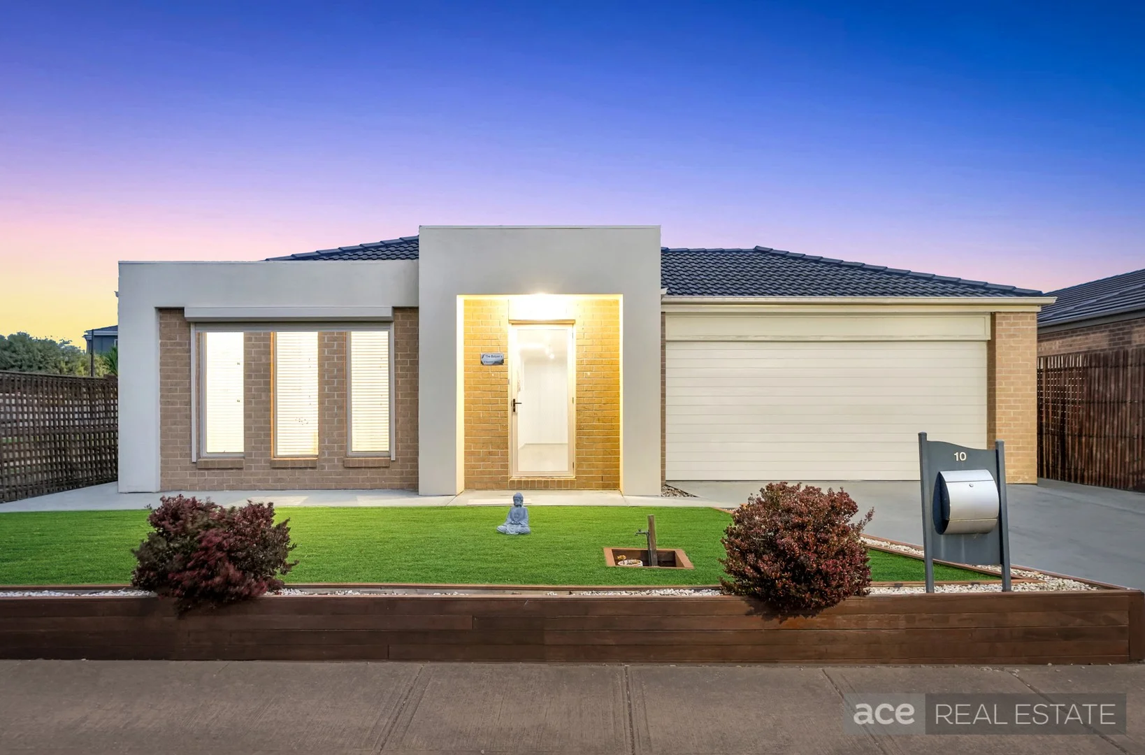 10 Spoonbill Close, Williams Landing VIC 3027