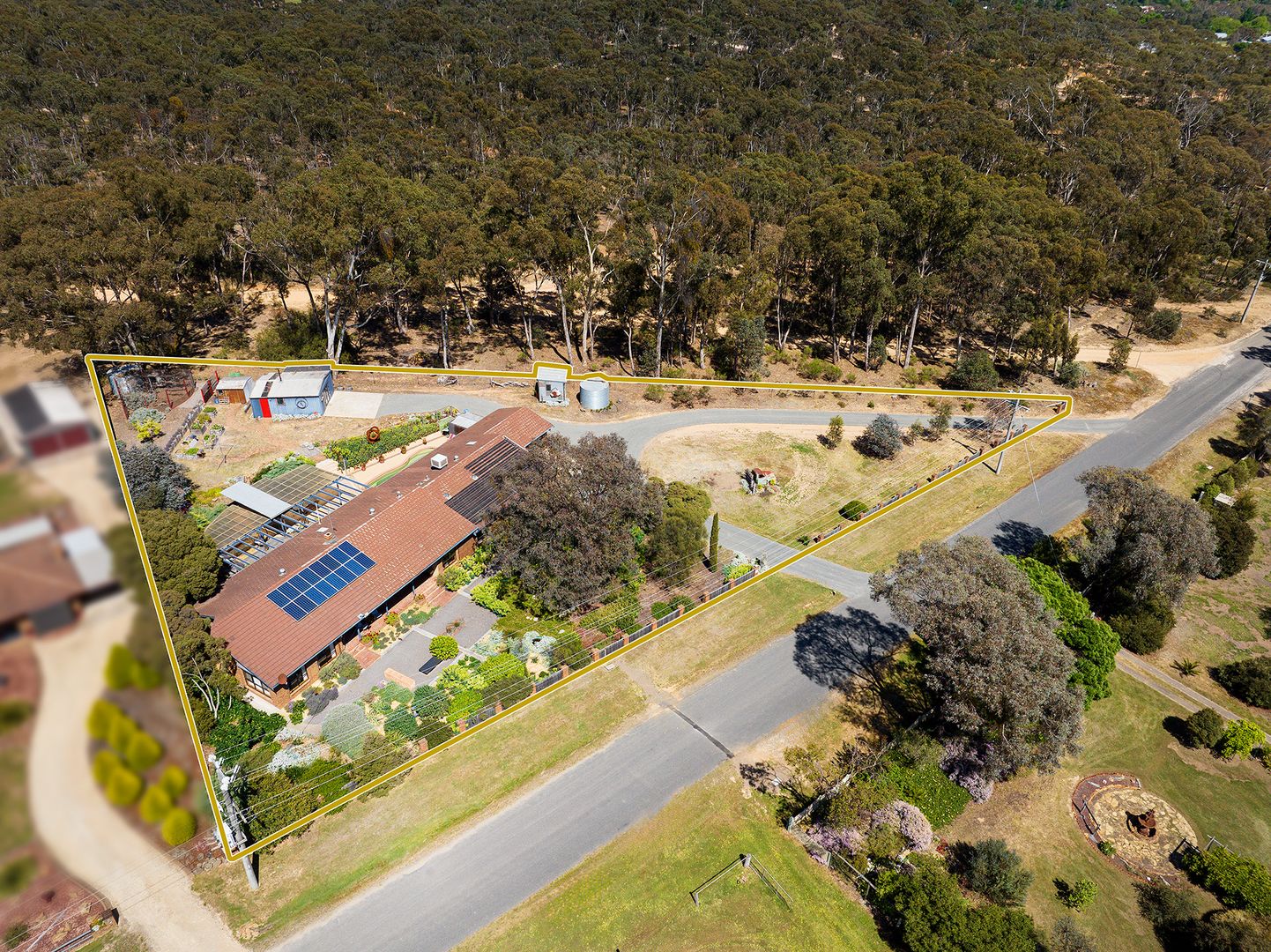 72 Moscript Street, Campbells Creek VIC 3451, Image 2