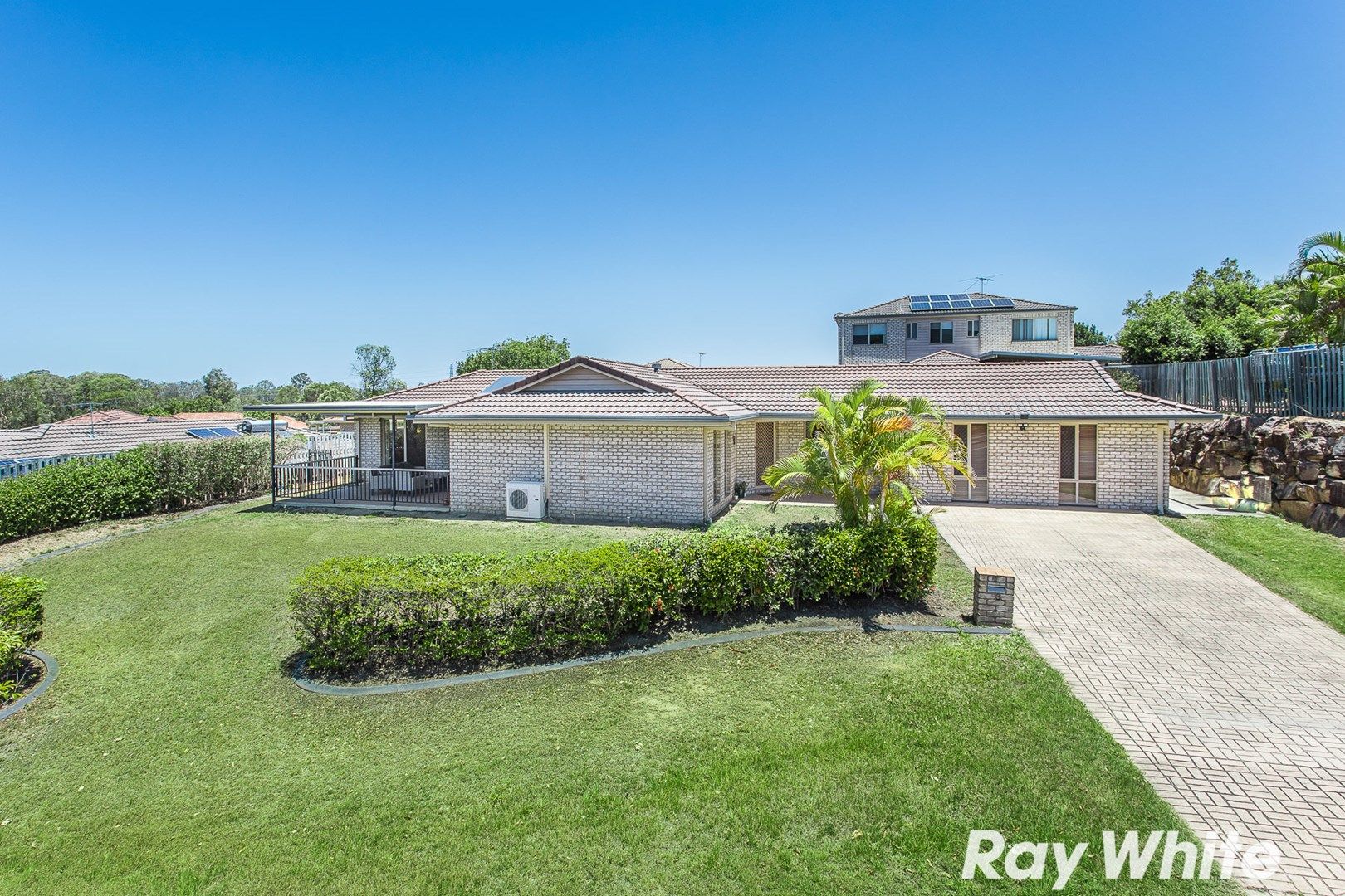 4 bedrooms House in 3 Emerald Close GRIFFIN QLD, 4503