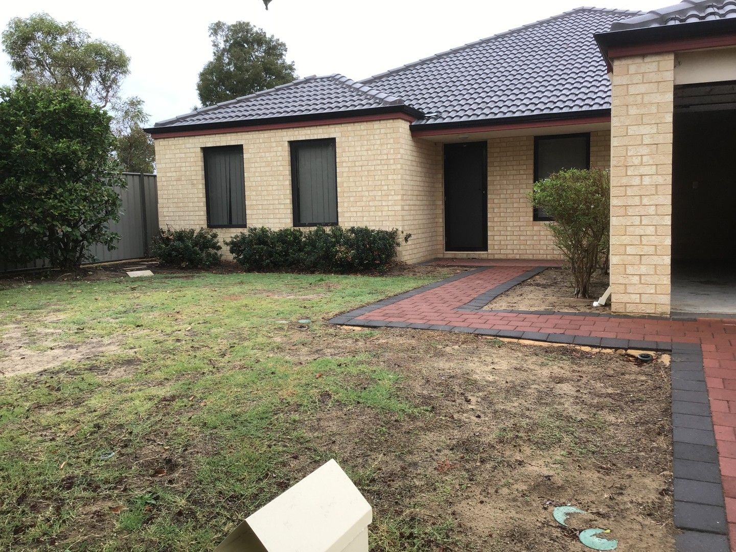 4 bedrooms House in 43 Tamworth Boulevard BALDIVIS WA, 6171