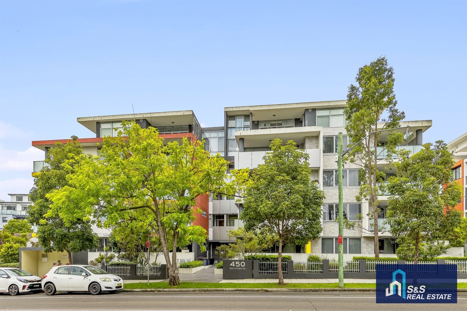 2 bedrooms Apartment / Unit / Flat in 303/450 Peats Ferry Road ASQUITH NSW, 2077