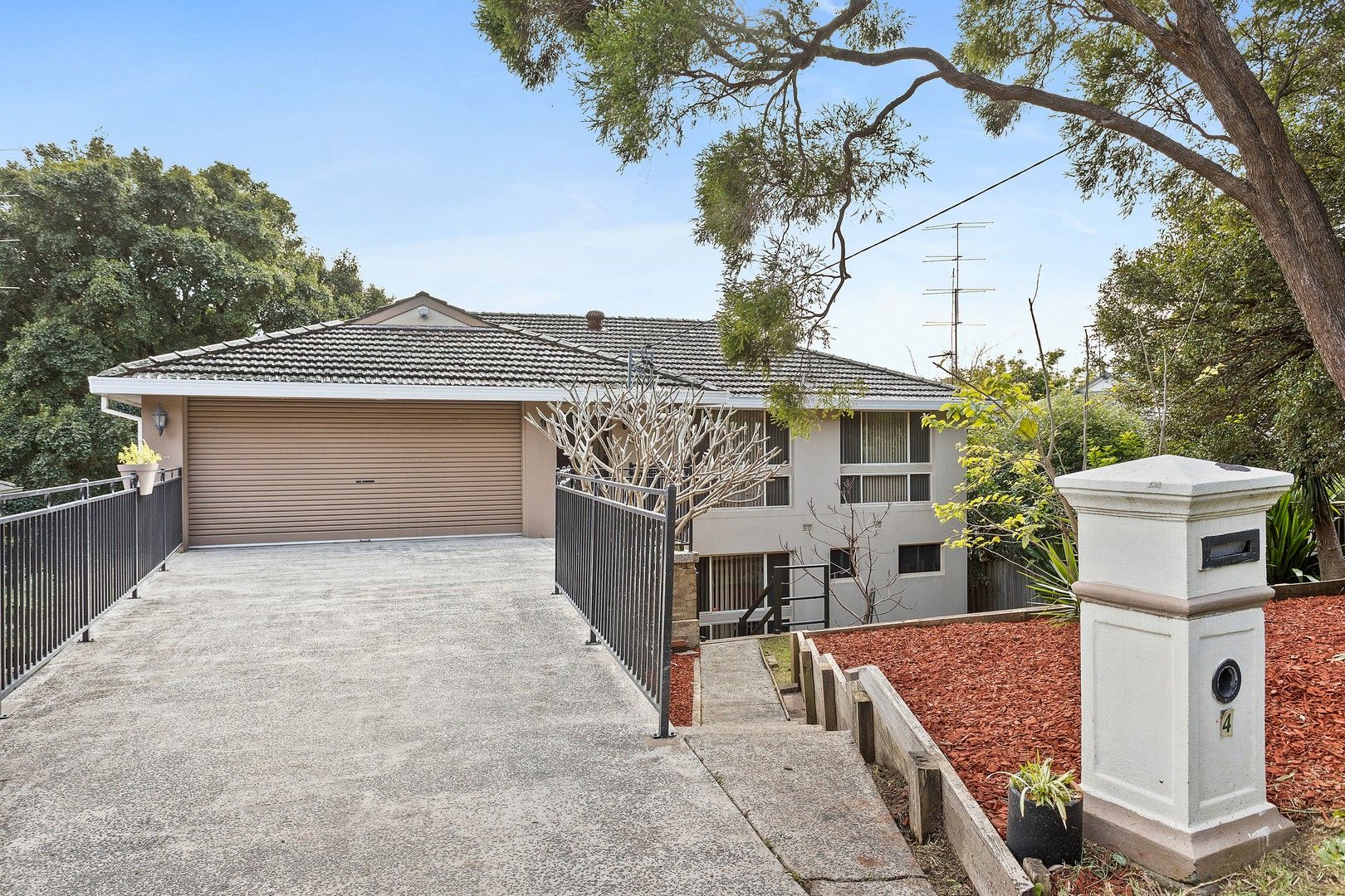 4 Colleen Grove, Wollongong NSW 2500, Image 0