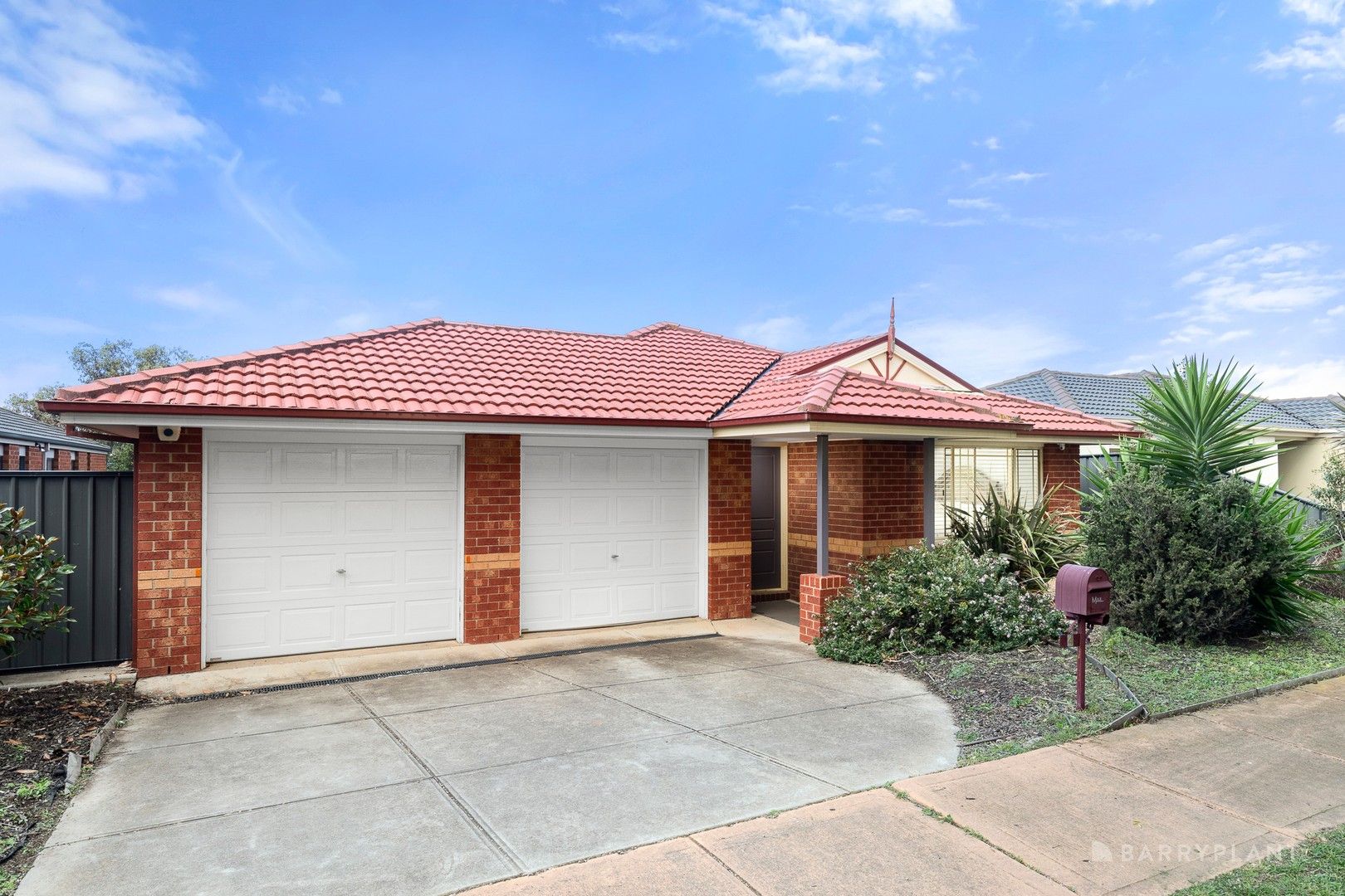 3 bedrooms House in 4 Dunstan Road POINT COOK VIC, 3030