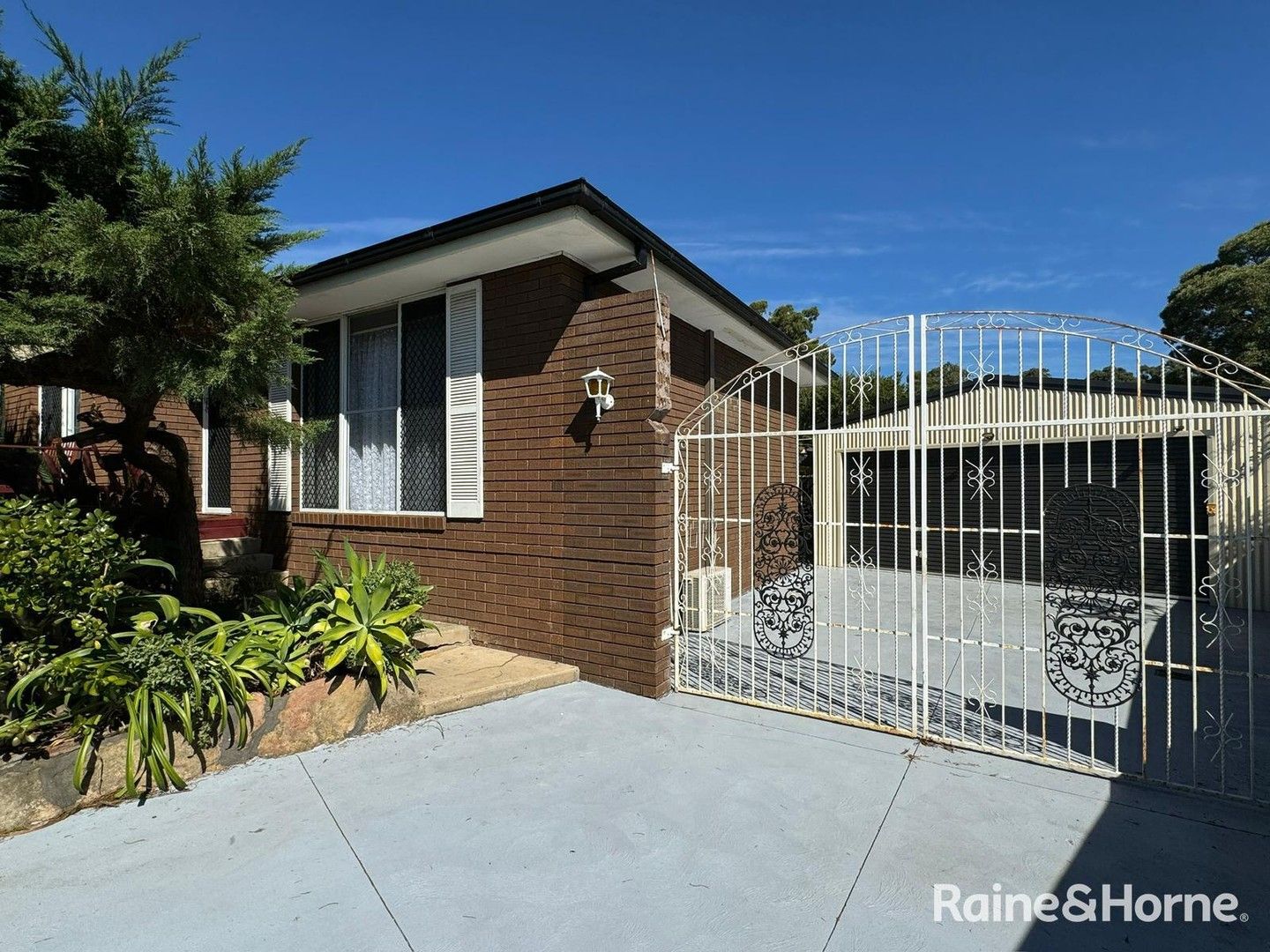 10 McPherson Place, Ruse NSW 2560 House For Rent 600 Domain