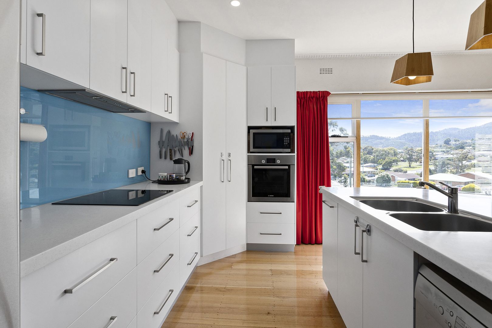 6 Derwent Avenue, Geilston Bay TAS 7015, Image 2