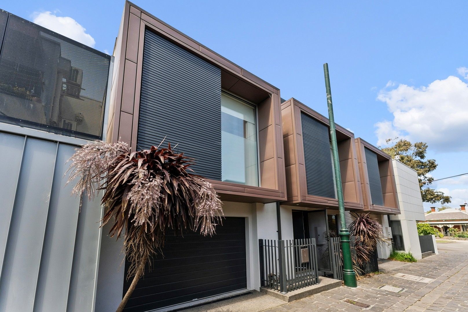 3 bedrooms Townhouse in 8 Mugg Lane NORTH MELBOURNE VIC, 3051