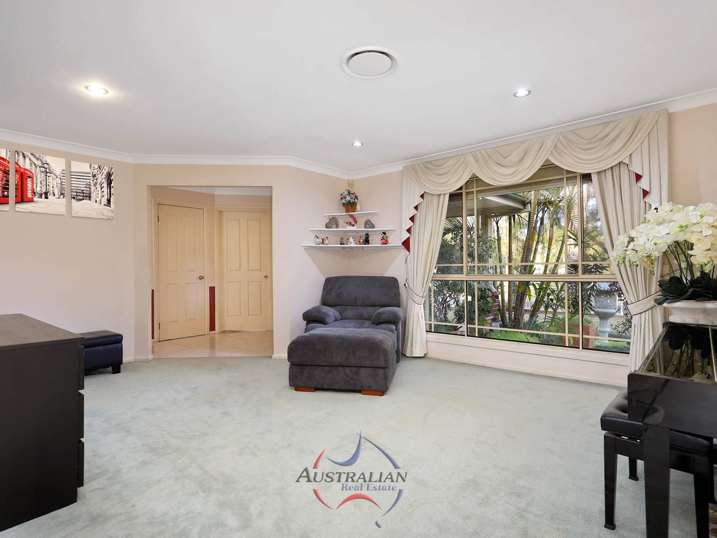 4 Regency Grove, Woodcroft NSW 2767, Image 2