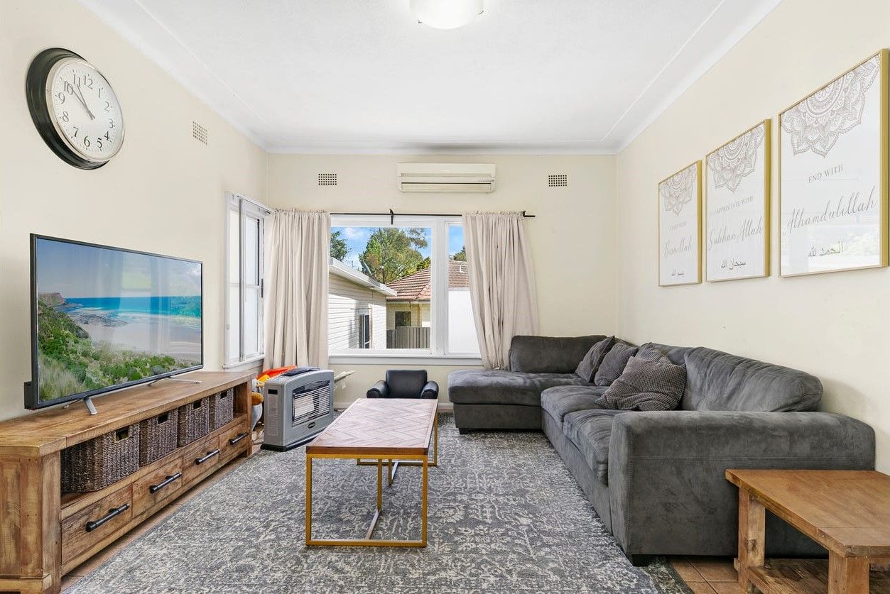 3 & 3a Dennistoun Avenue, Guildford NSW 2161, Image 1