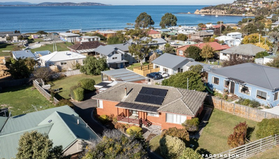 Picture of 9 Sunny Avenue, BLACKMANS BAY TAS 7052