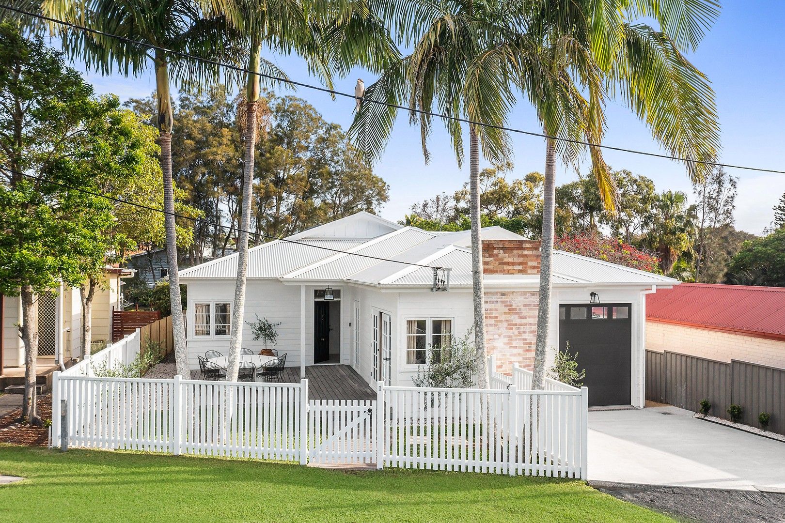 4 bedrooms House in 1 Willow Street LONG JETTY NSW, 2261