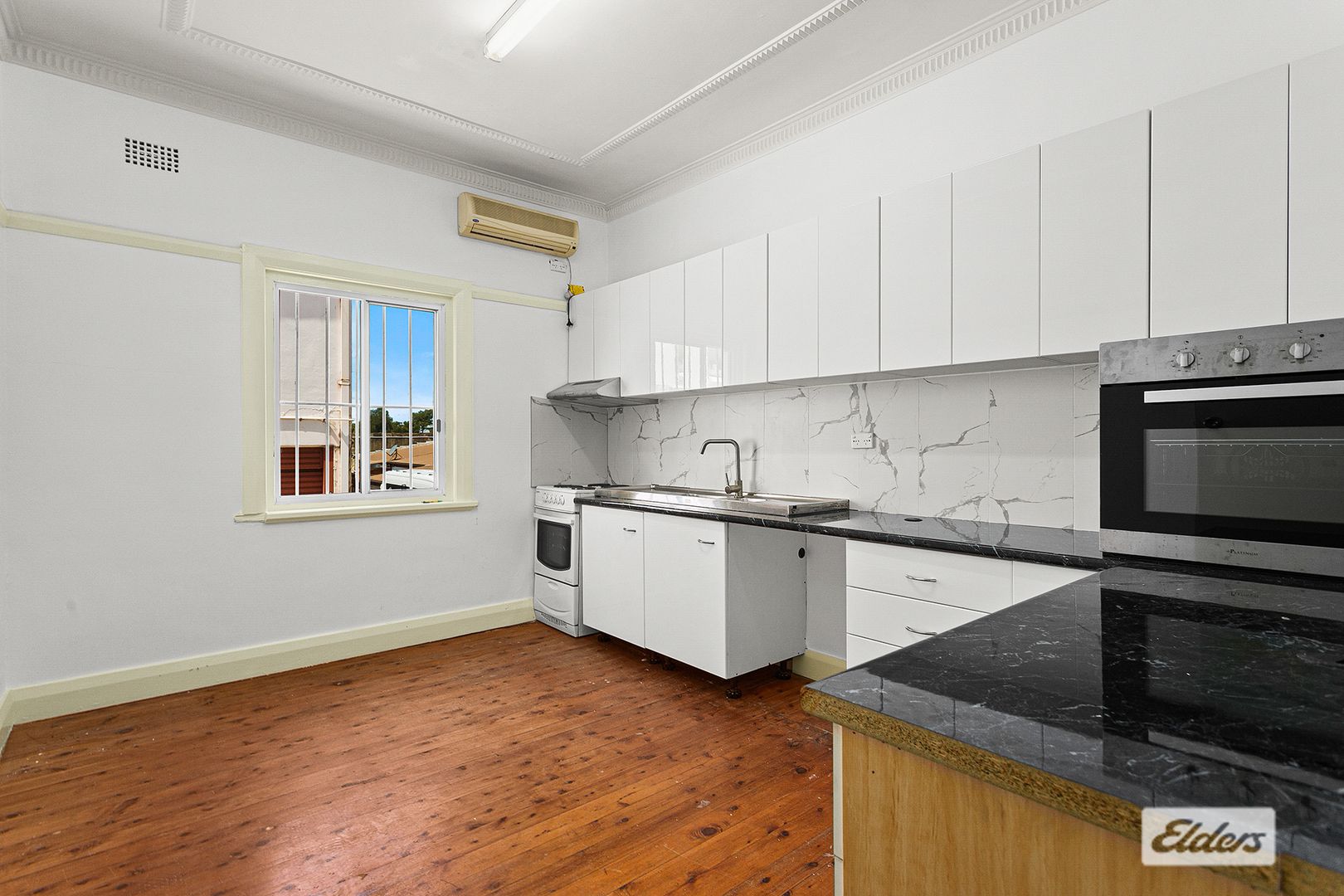 5 bridge street coniston nsw 2500
