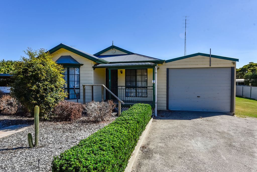 2 Elizabeth Street, Tintinara SA 5266, Image 0