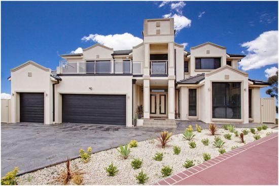 5 bedrooms House in 7 Finch Place CASTLE HILL NSW, 2154