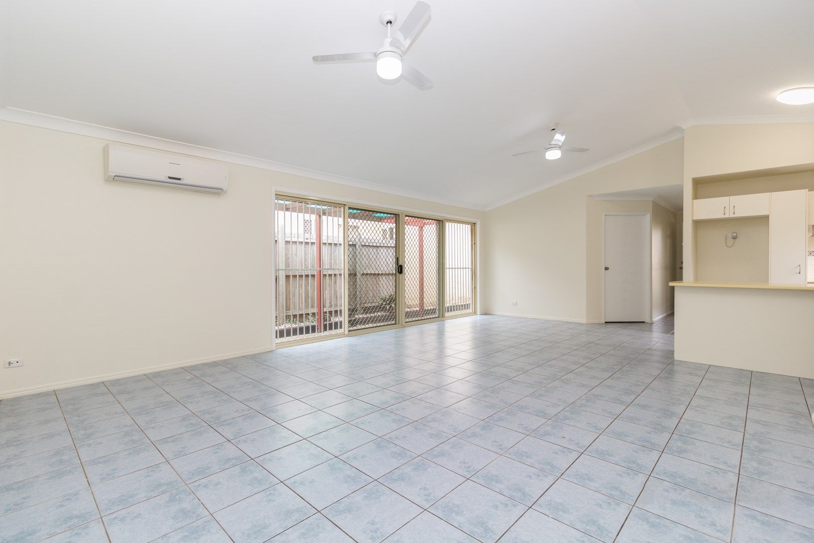 17 Robson Street, Forest Lake QLD 4078, Image 0