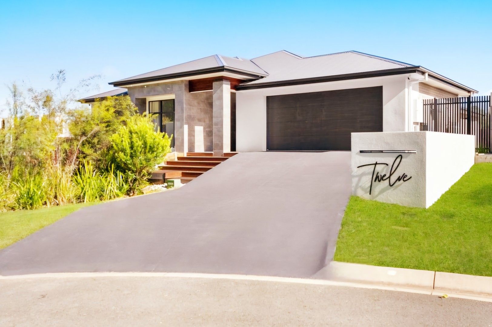4 bedrooms House in 12 Corella Place MAROOCHY RIVER QLD, 4561