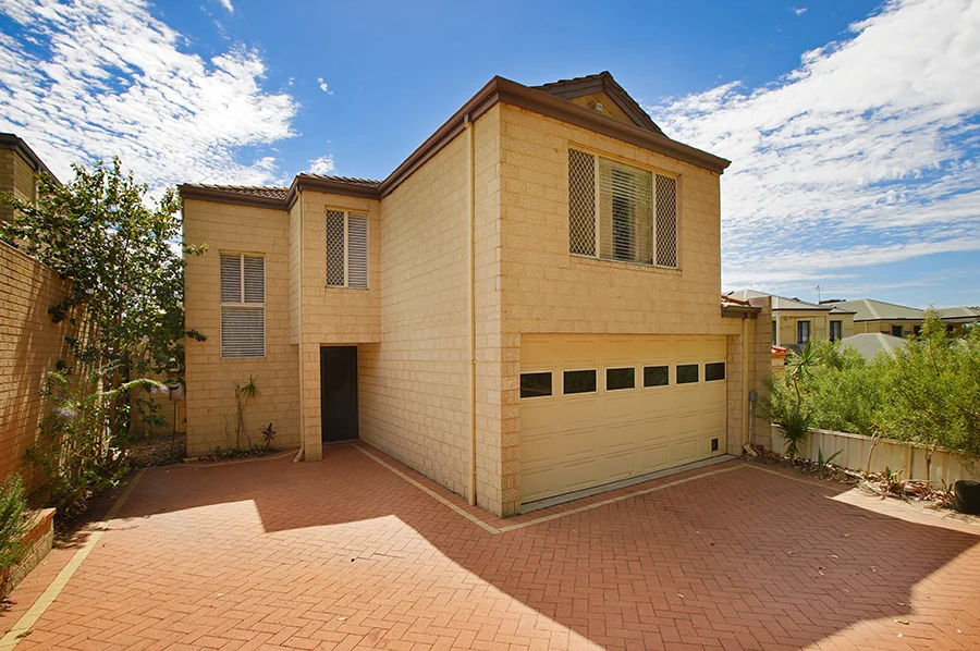 6 Ellis Road, Kardinya WA 6163