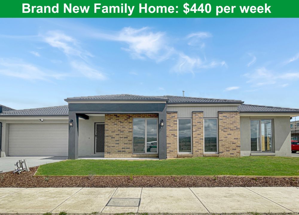 3 bedrooms House in 24 Juniperina Circuit WALLAN VIC, 3756
