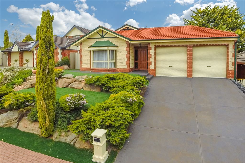 5 Honeyeater Crescent, Flagstaff Hill SA 5159, Image 0