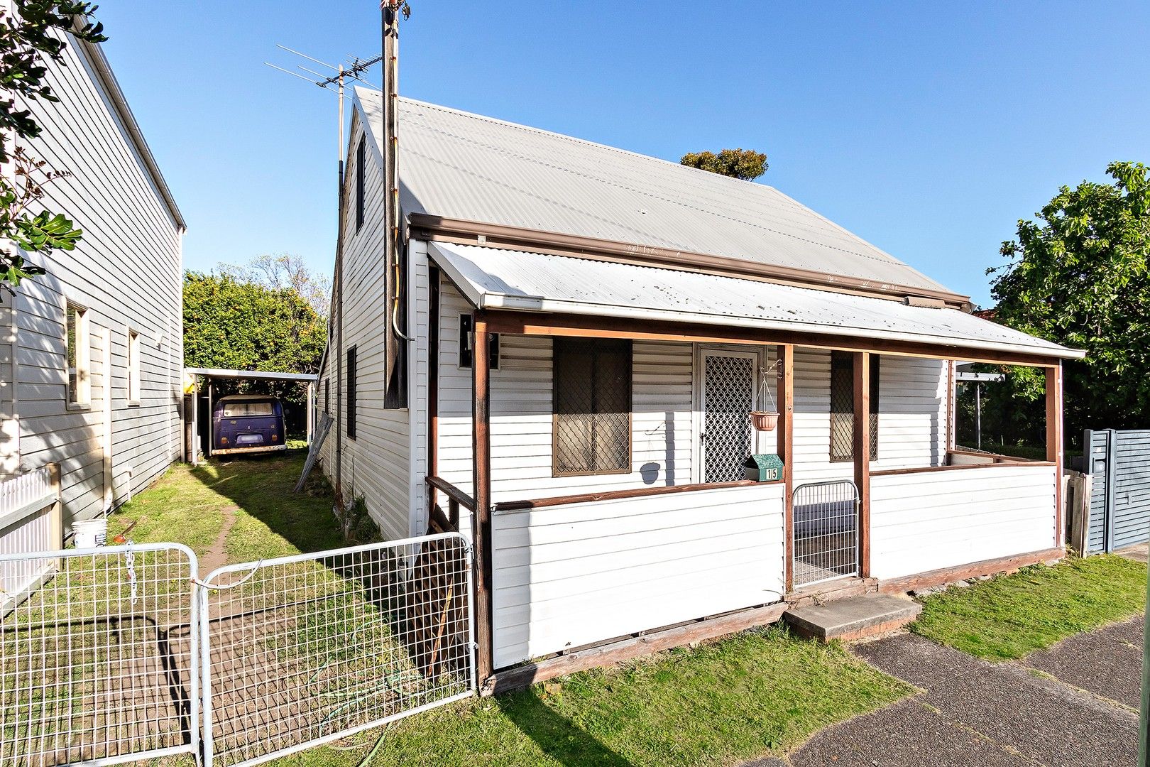 15 Farquhar Street, The Junction NSW 2291, Image 1
