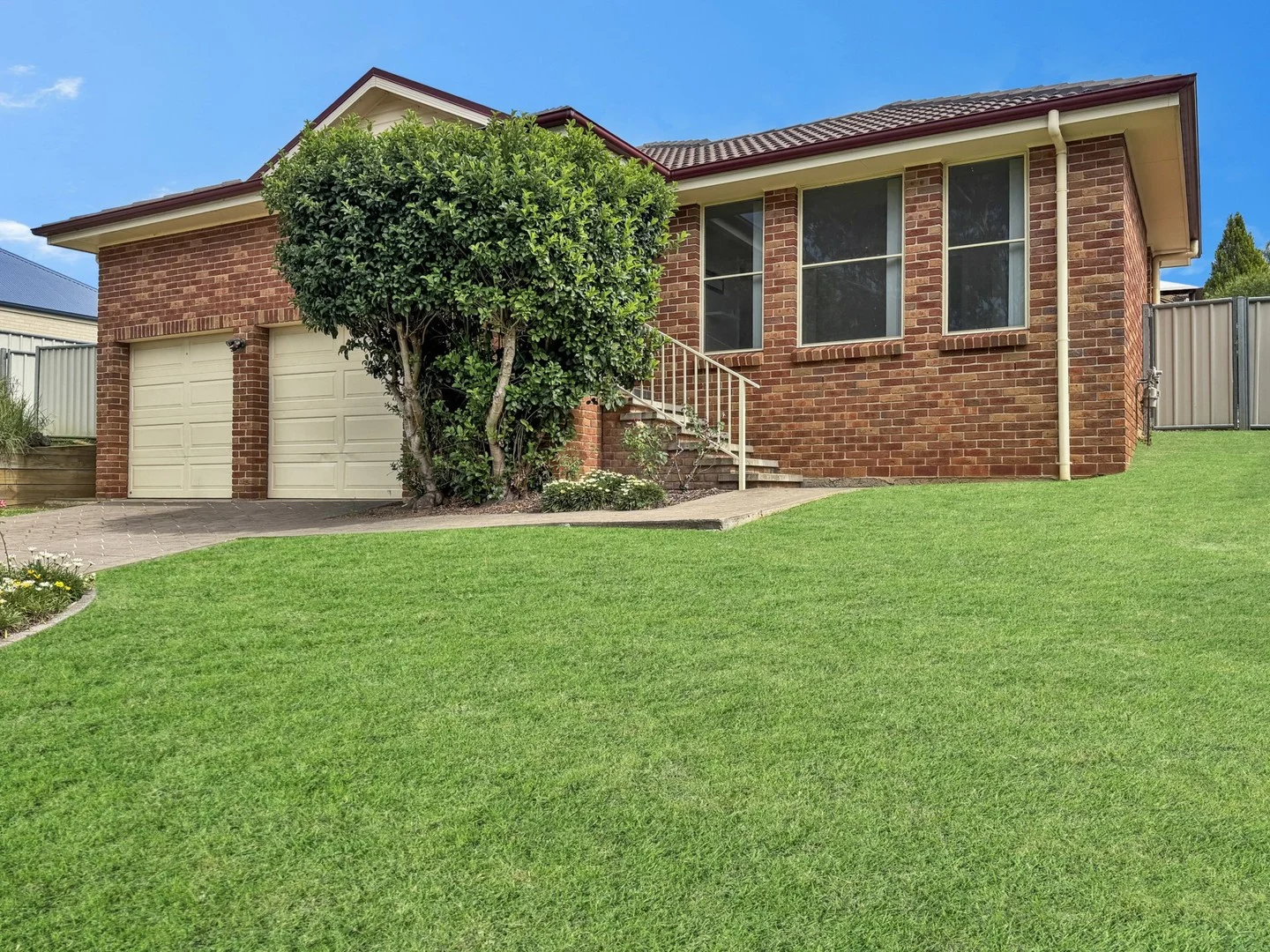 49 Petticoat Lane, Young NSW 2594