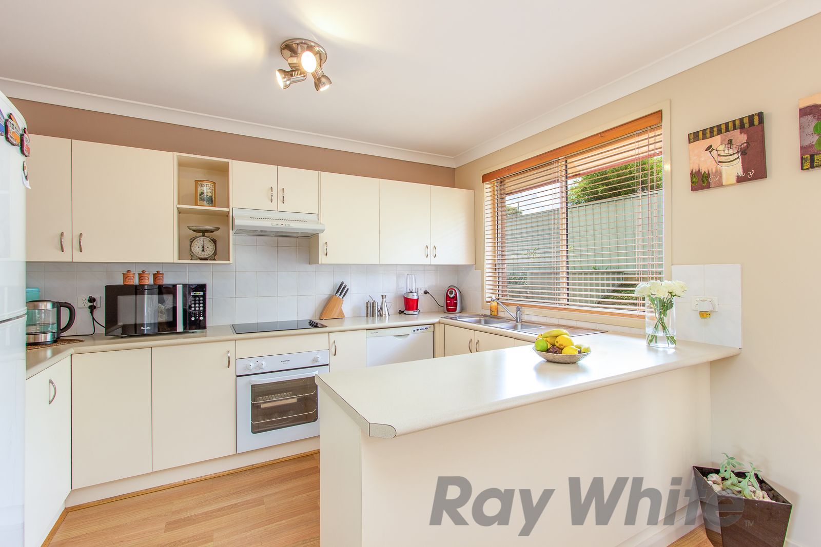 6/3 Roma Road, Valentine NSW 2280, Image 2