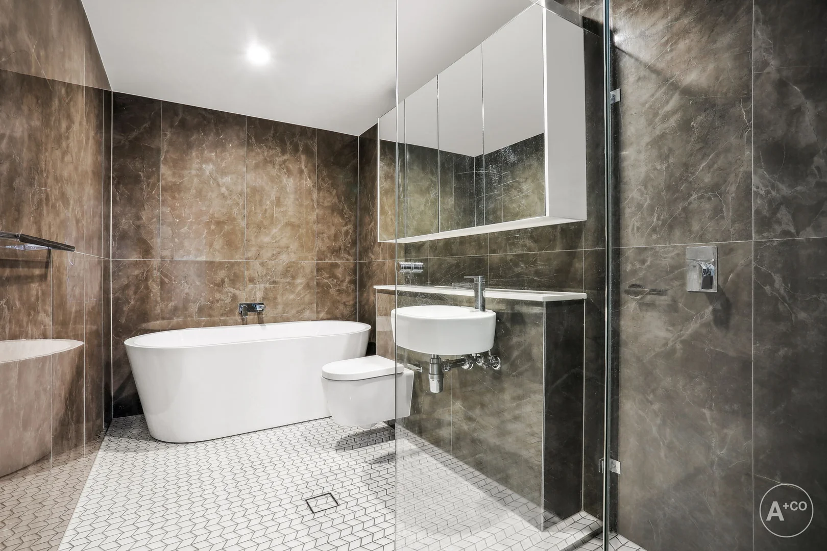 Additional image 4 of 1406/128 Banks Avenue, Eastgardens NSW 2036