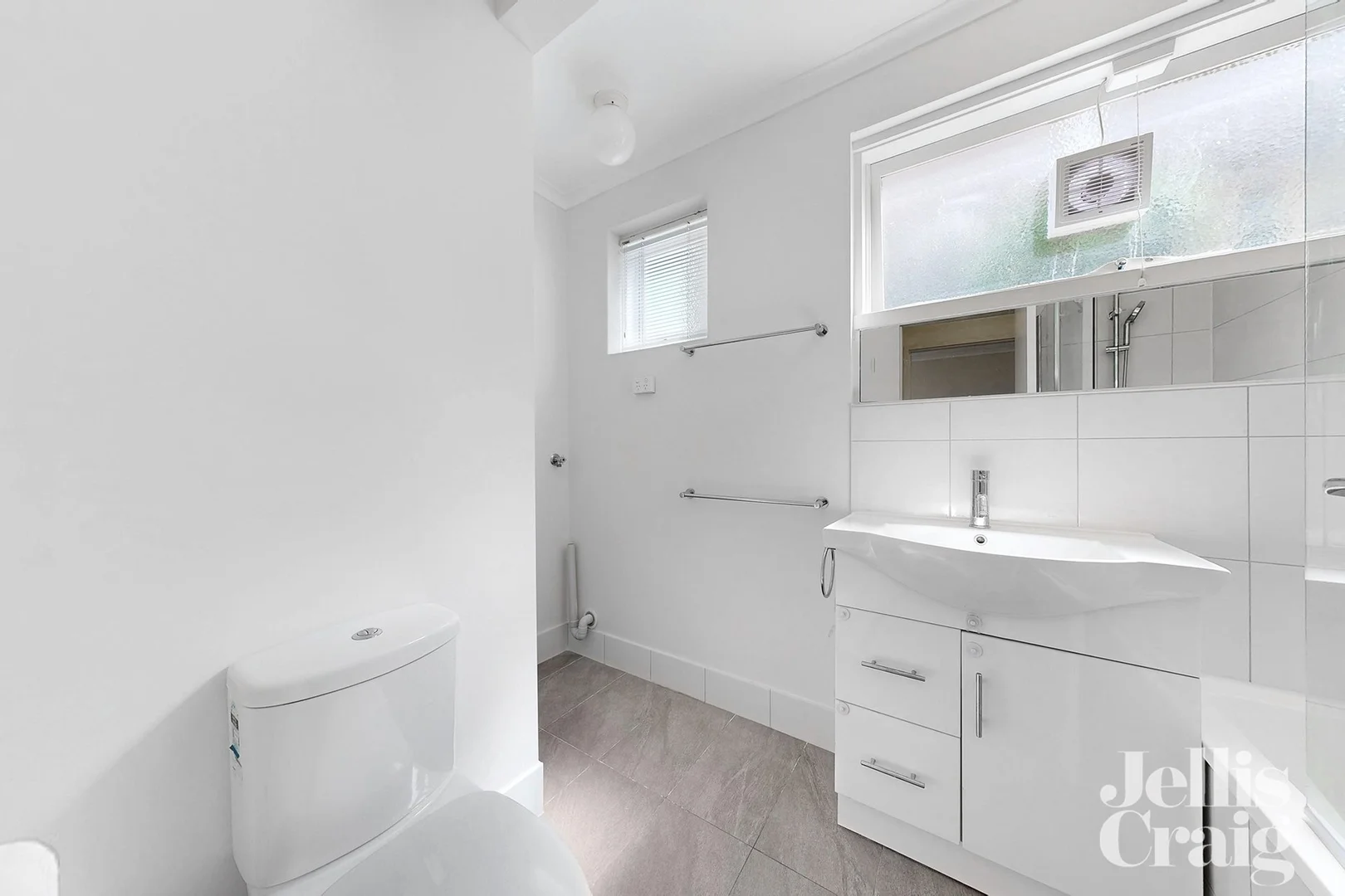 Additional image 10 of 2/1C Kangaroo Road, Murrumbeena VIC 3163