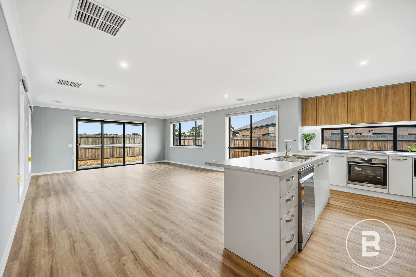 Additional image 7 of 4 Thornbury Close, Ararat VIC 3377