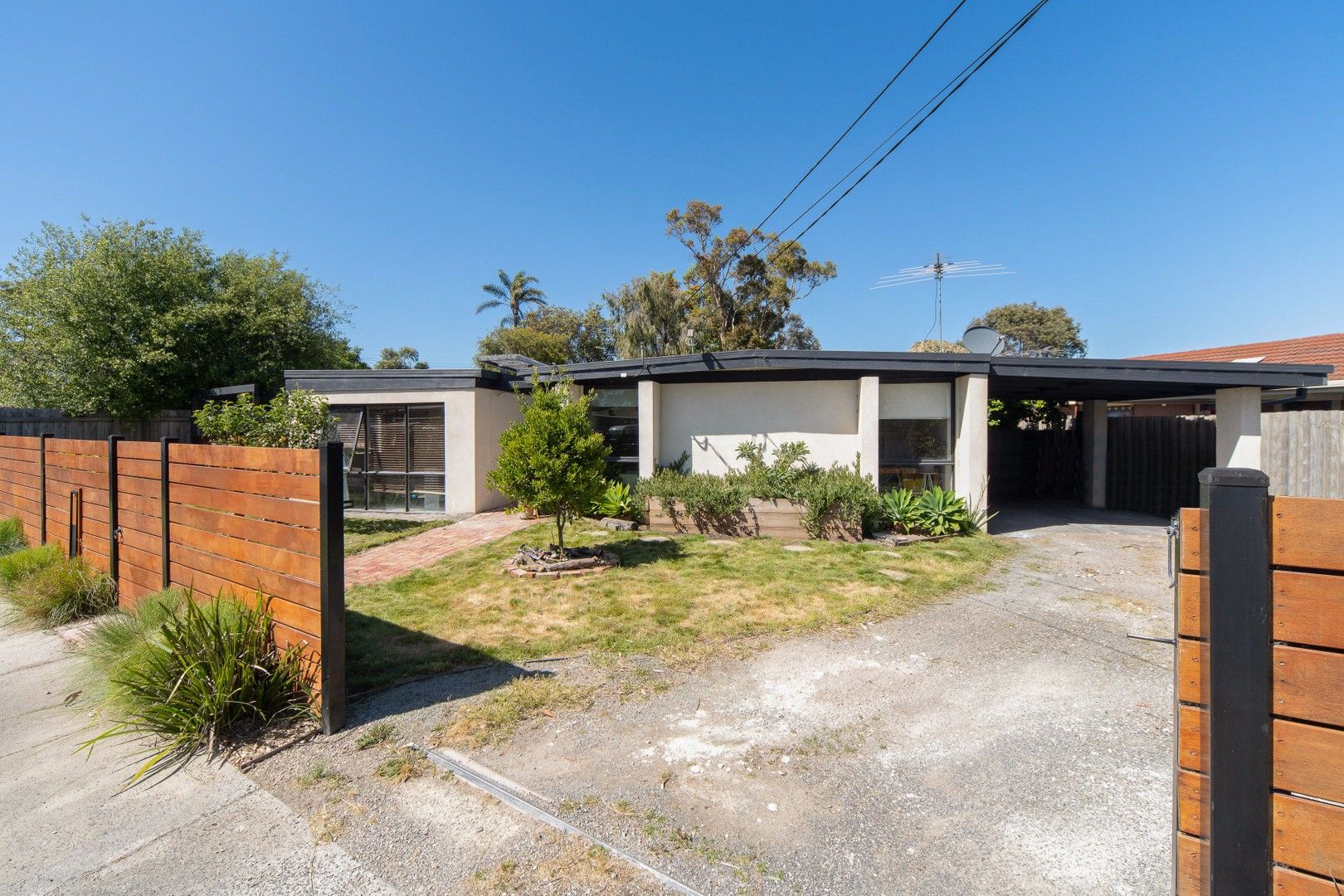 4 bedrooms House in 3 Andrew Street SEAFORD VIC, 3198