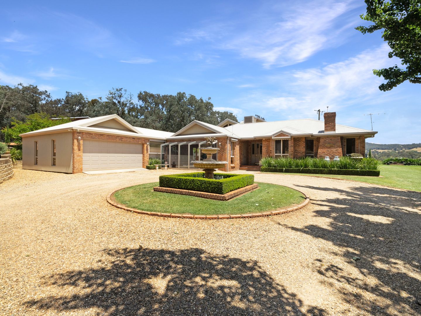 250 Harpers Lane, Greta South VIC 3675, Image 1