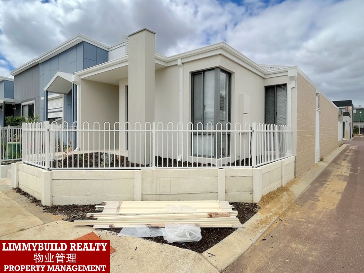 3 bedrooms House in 37 Velvetene Rd BYFORD WA, 6122