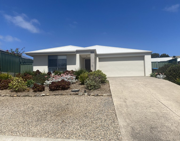 8 Cameron Court, Encounter Bay SA 5211