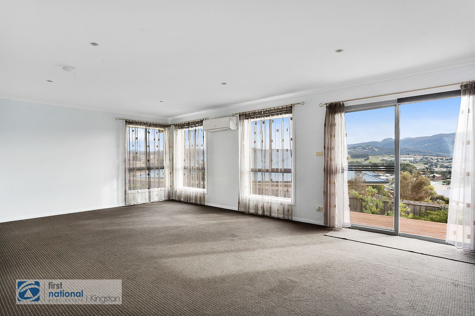 1/35 Fairview Drive, Kingston TAS 7050, Image 2