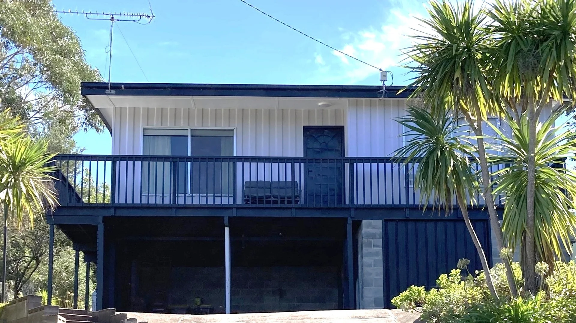 327 National Park Road, Loch Sport VIC 3851