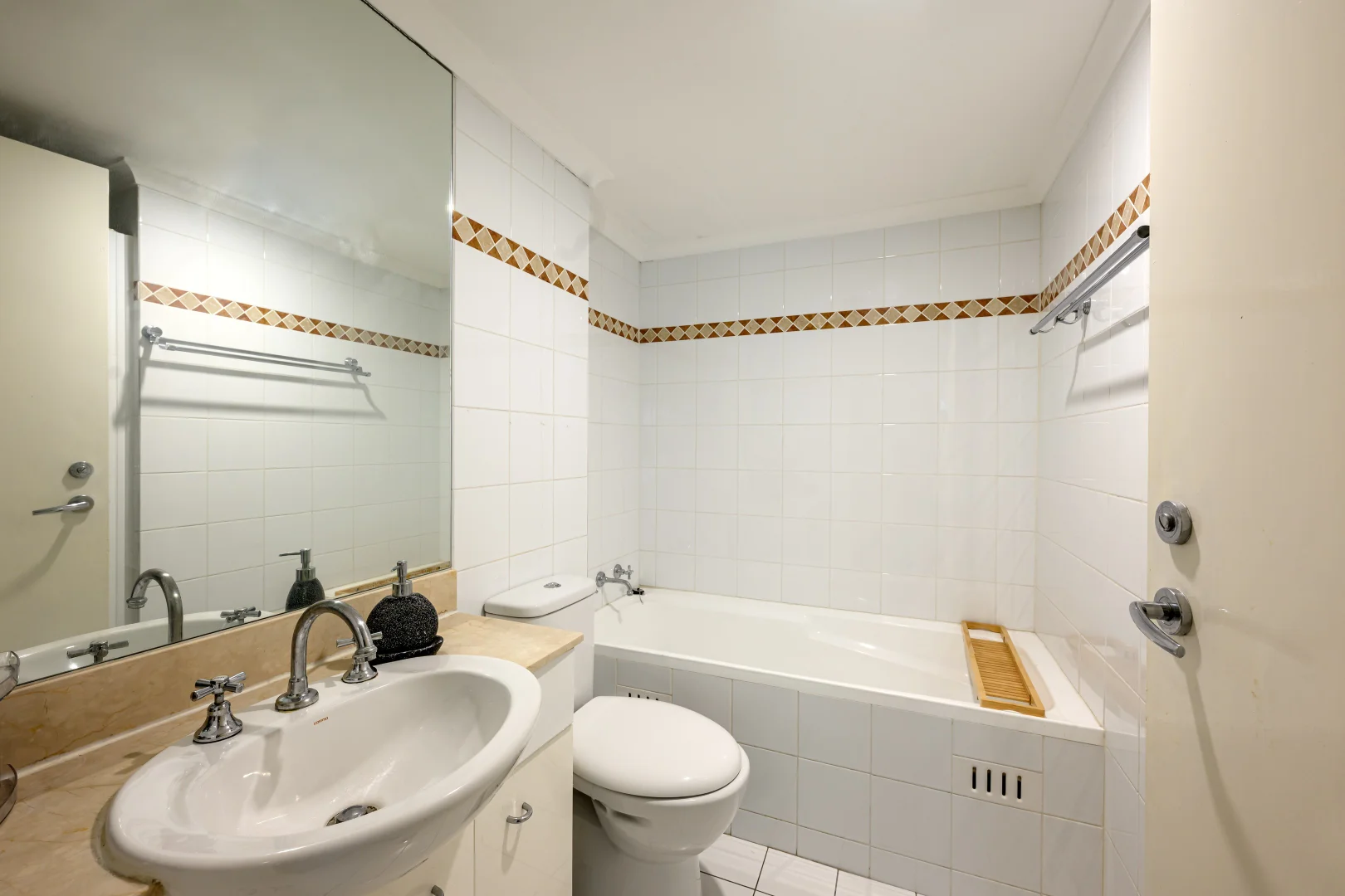 Additional image 7 of 208/1-9 Pyrmont Bridge Road, Pyrmont NSW 2009