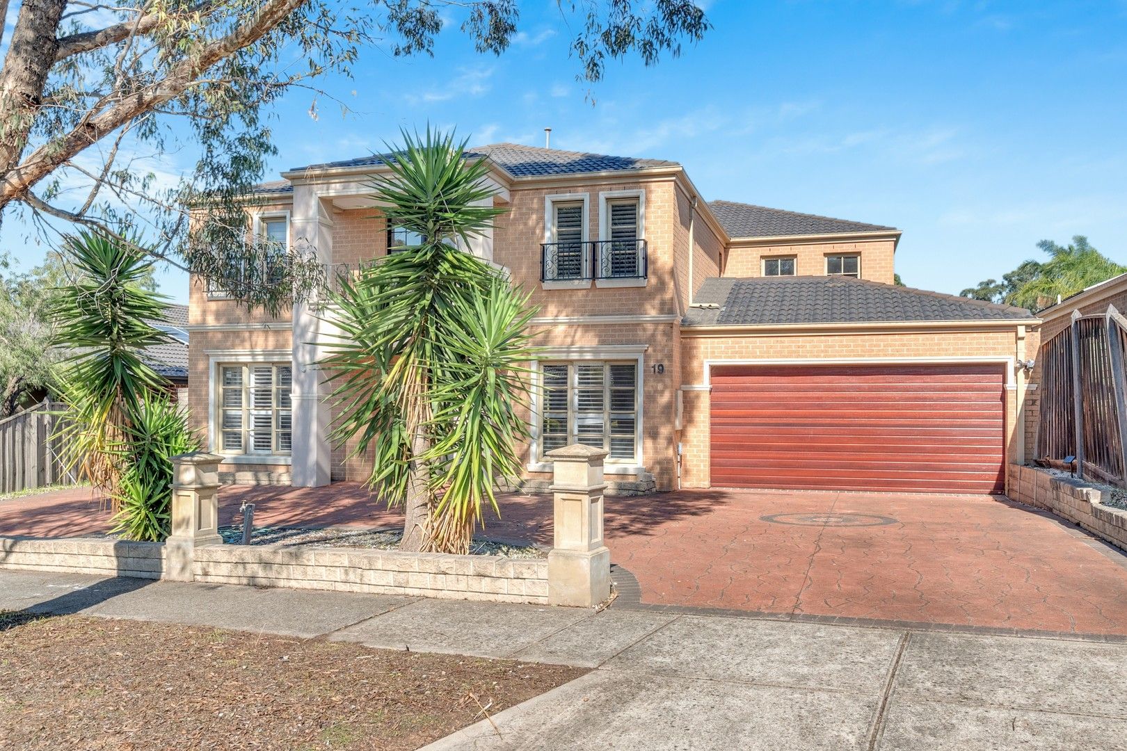 4 bedrooms House in 19 Brandon Crescent BUNDOORA VIC, 3083