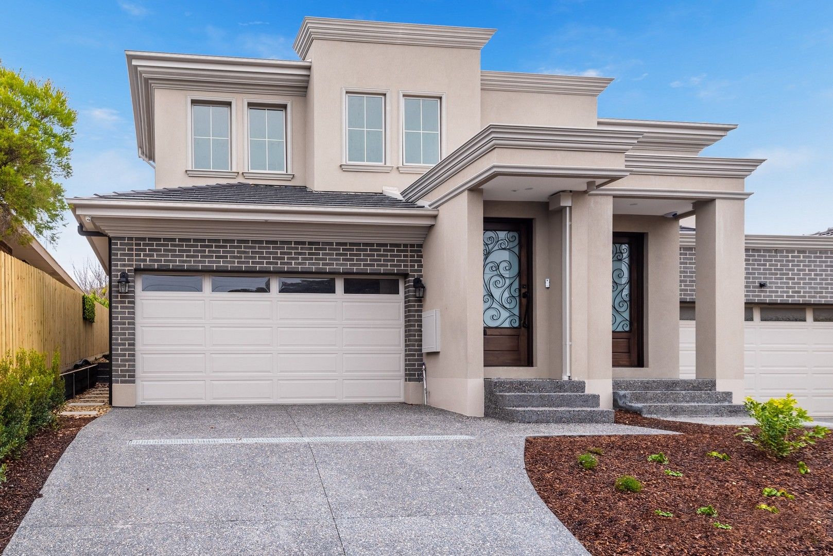 4 bedrooms Townhouse in 32A Caroline Drive TEMPLESTOWE LOWER VIC, 3107