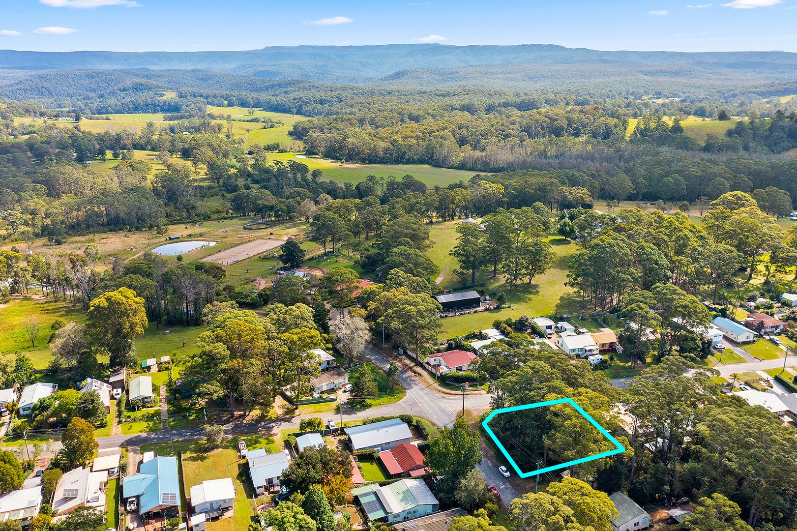 28 Cornfield Parade, Fishermans Paradise NSW 2539, Image 1