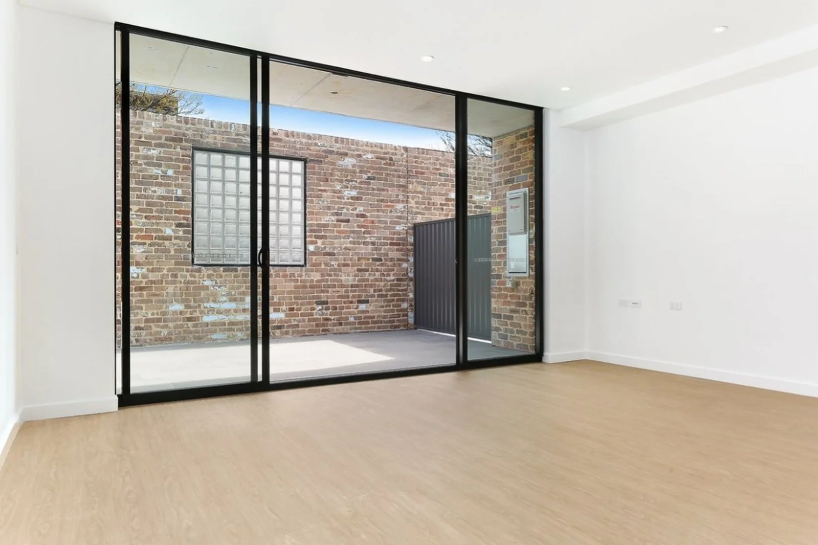 8/8-10 Cowper Street, Marrickville NSW 2204