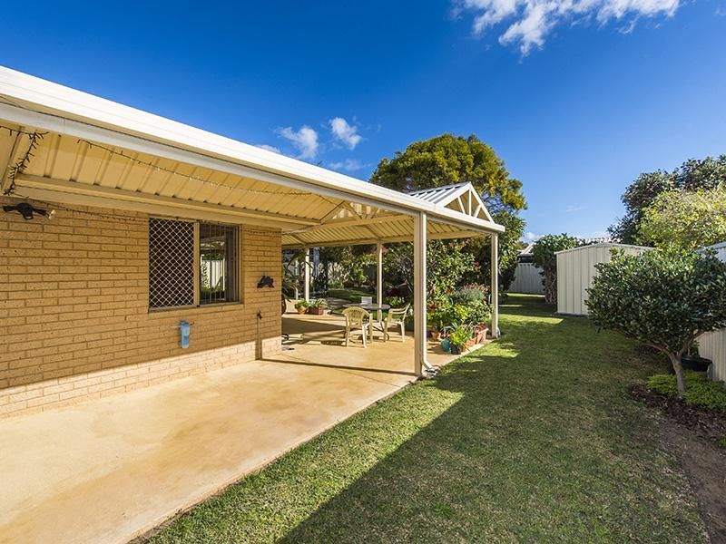 6 Grace Court, Cooloongup WA 6168, Image 2