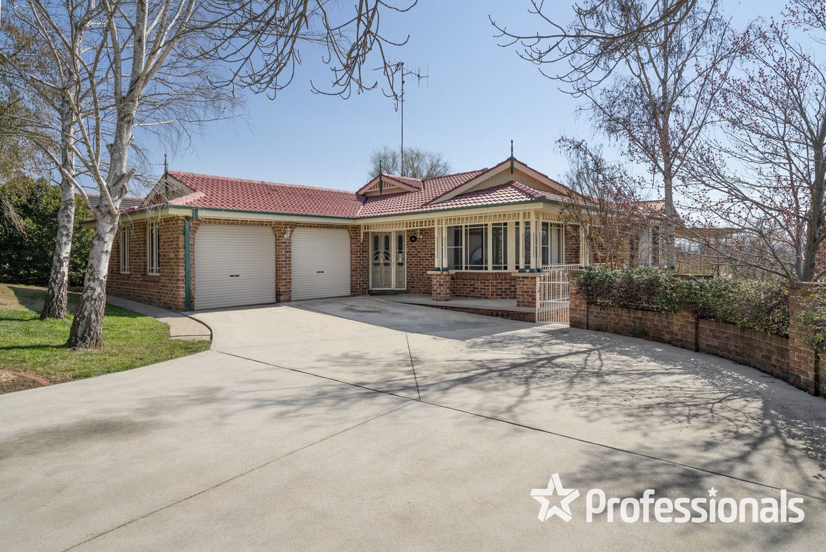 24 Cedar Drive, Llanarth NSW 2795, Image 1