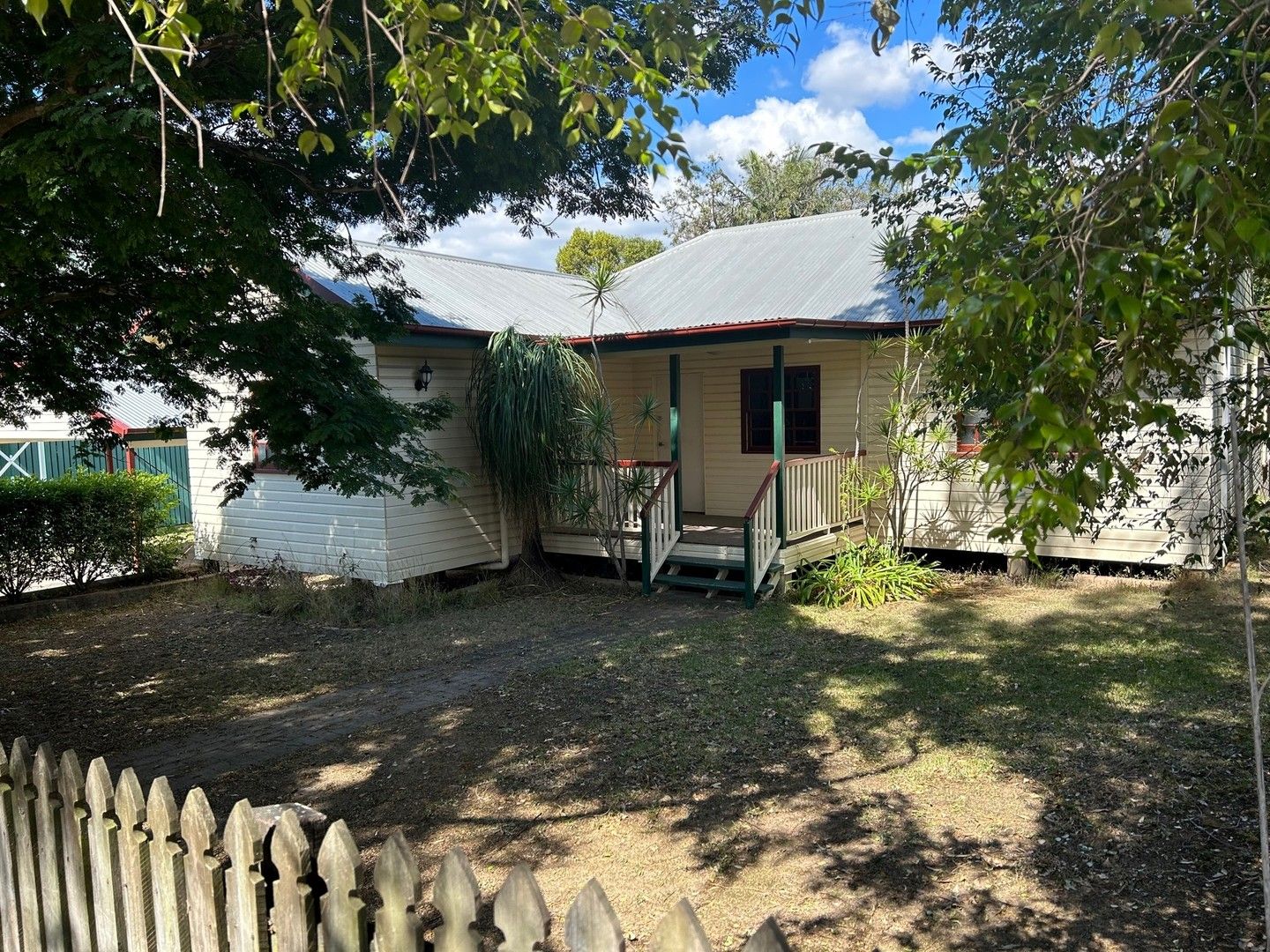 357 Verney Rd East, Graceville QLD 4075, Image 0