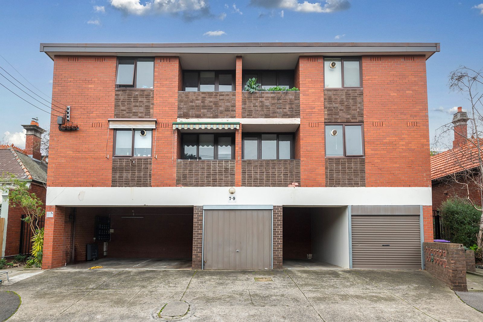 1 bedrooms Apartment / Unit / Flat in 4/7 Davison Street RICHMOND VIC, 3121