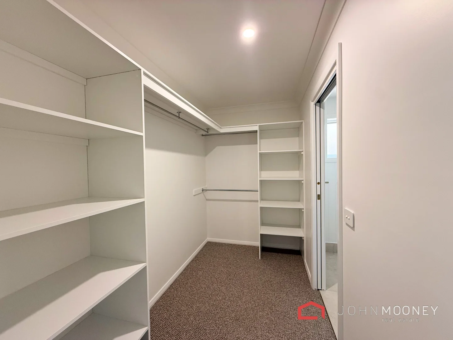 Additional image 5 of 90 Indigo Drive, Lloyd NSW 2650