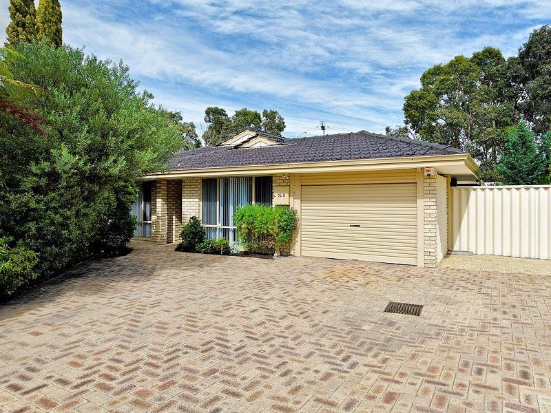 25B McKivett Crescent, LEEMING WA 6149, Image 0