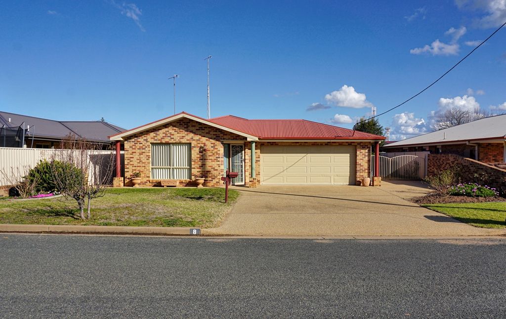 8 Broad Lane, West Wyalong NSW 2671, Image 0