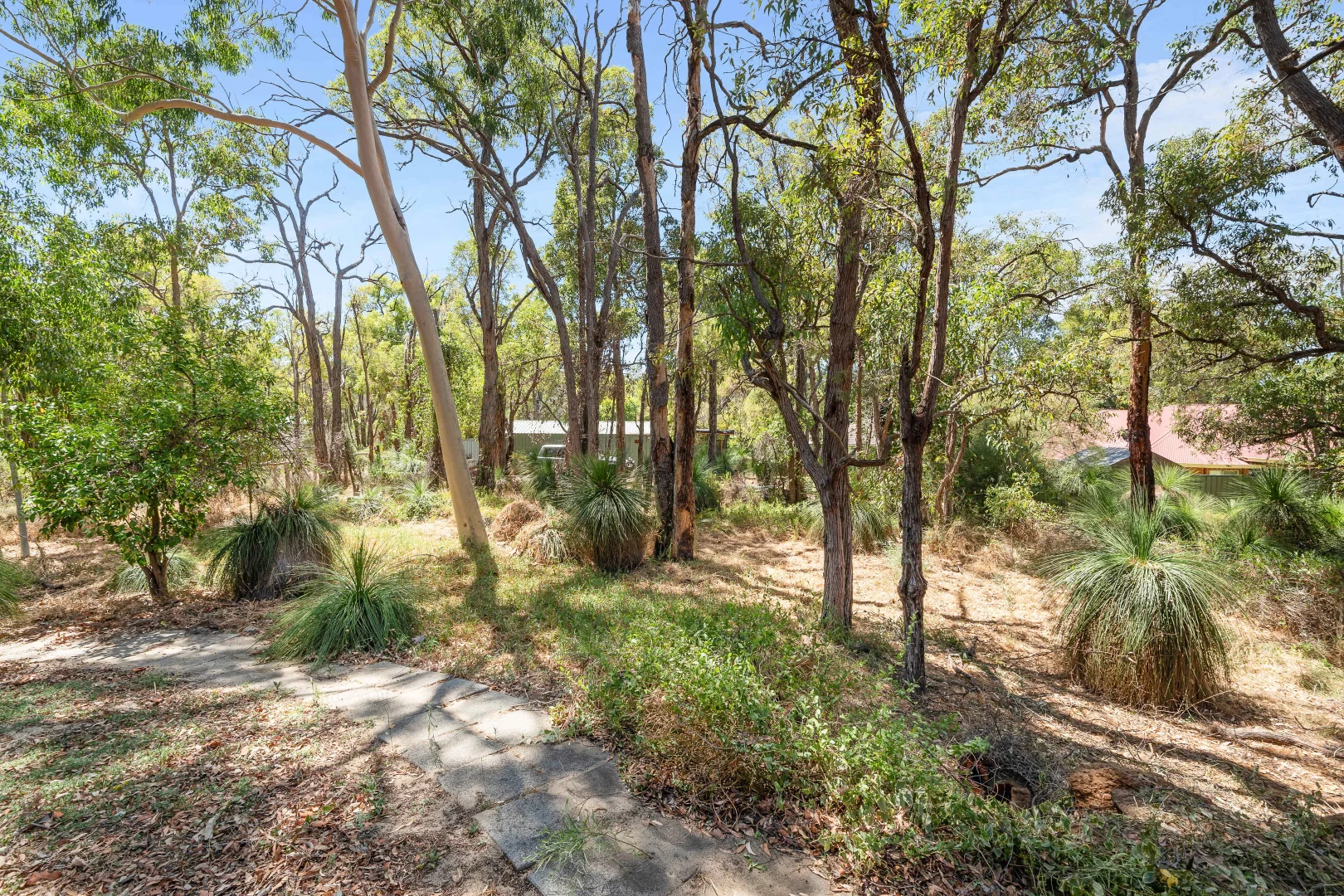 Additional image 26 of 8 Hall Road, Roleystone WA 6111