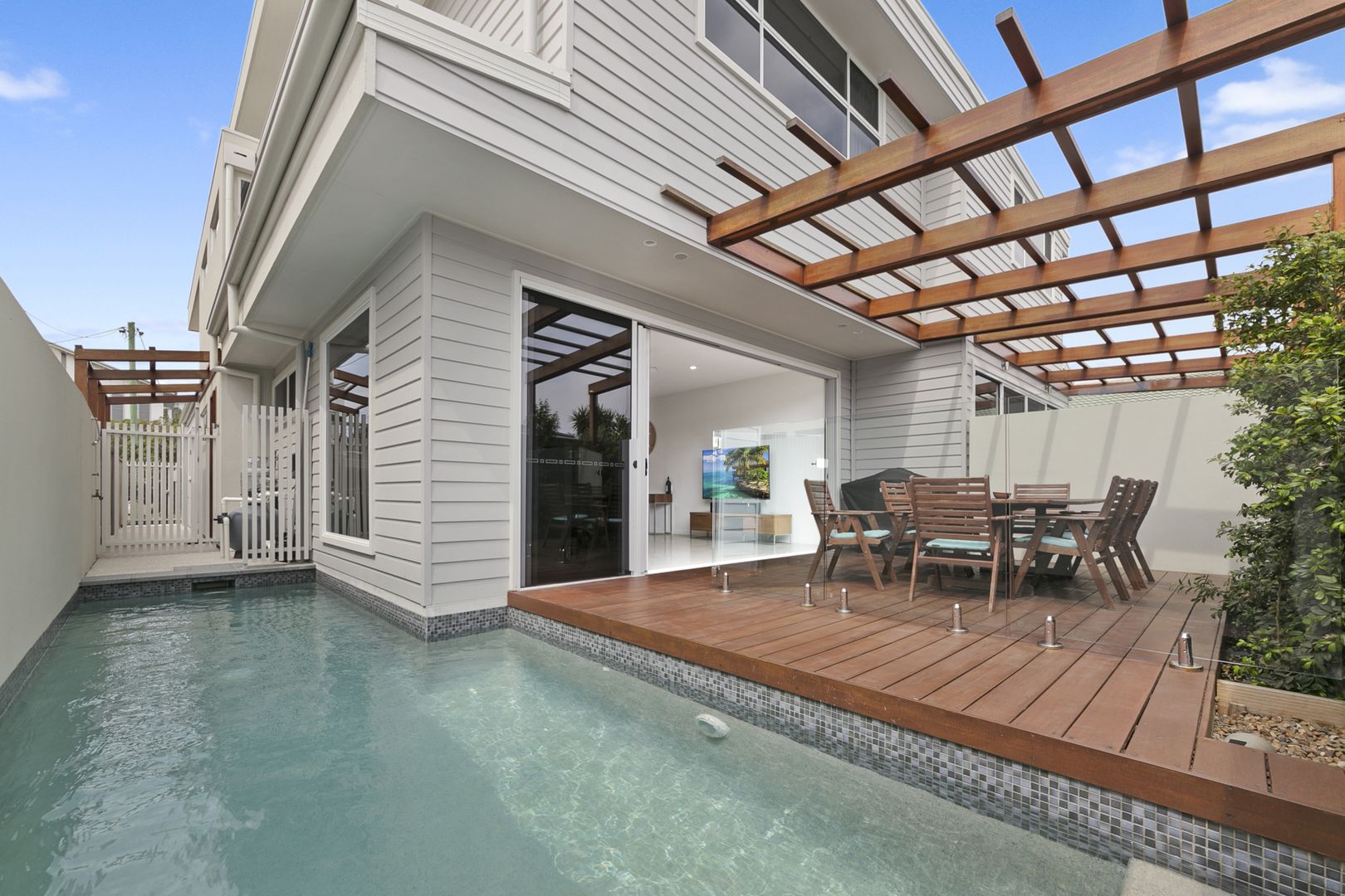 1/44 Dolphin Avenue, Mermaid Beach QLD 4218, Image 2