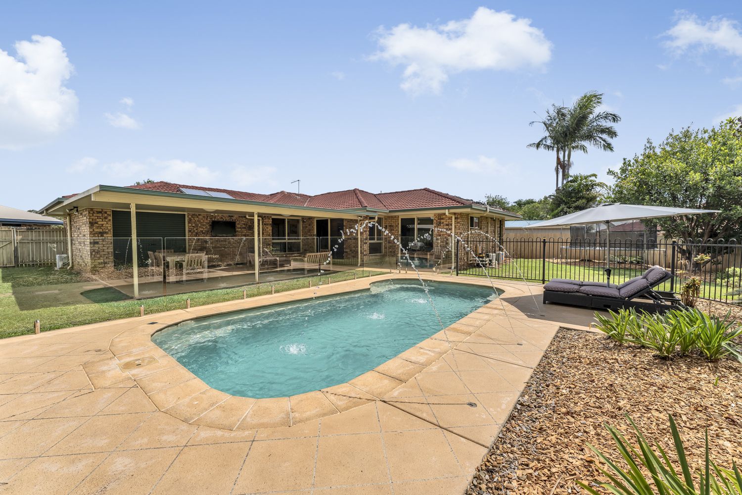 5 Riverheights Court, Bellmere QLD 4510, Image 2