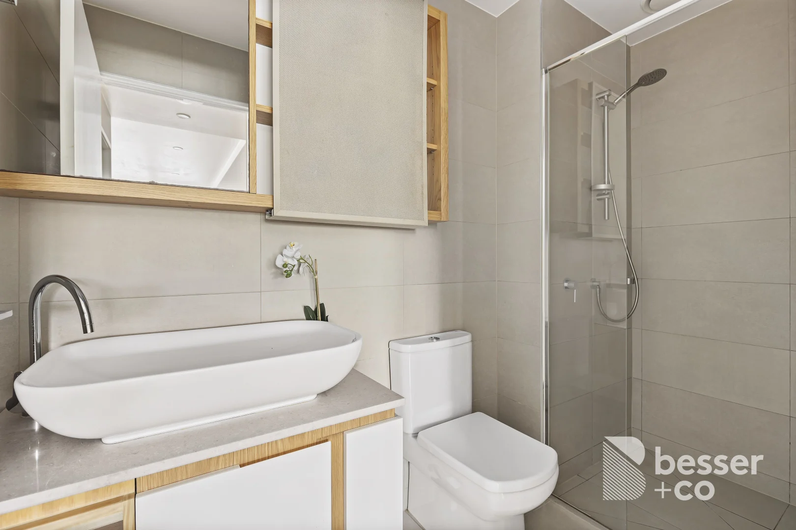 Additional image 7 of 2/688 Inkerman Road, Caulfield North VIC 3161